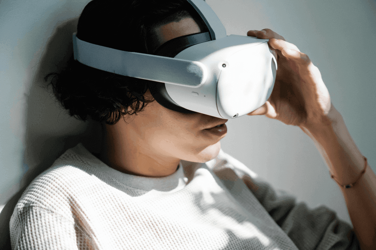 Metaverse e-commerce with virtual reality headset for immersive shopping experience.